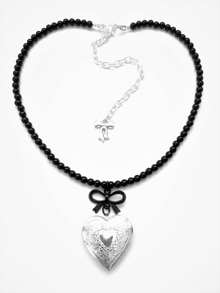 The Secret In My Heart Romantic gothic necklace