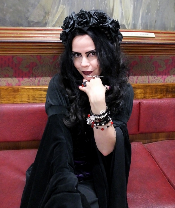 My Beautiful Gothic Rose Stretch Bracelet