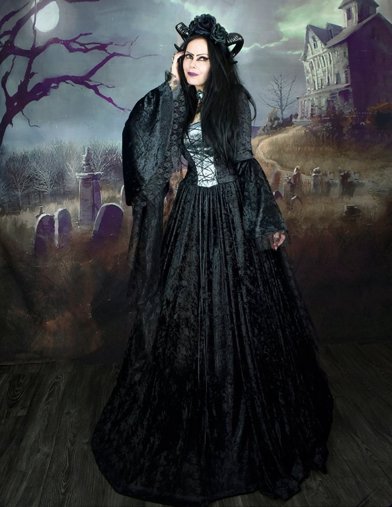 Elbereth Gown - crushed velvet medieval renaissance dress by Moonmaiden Gothic Clothing