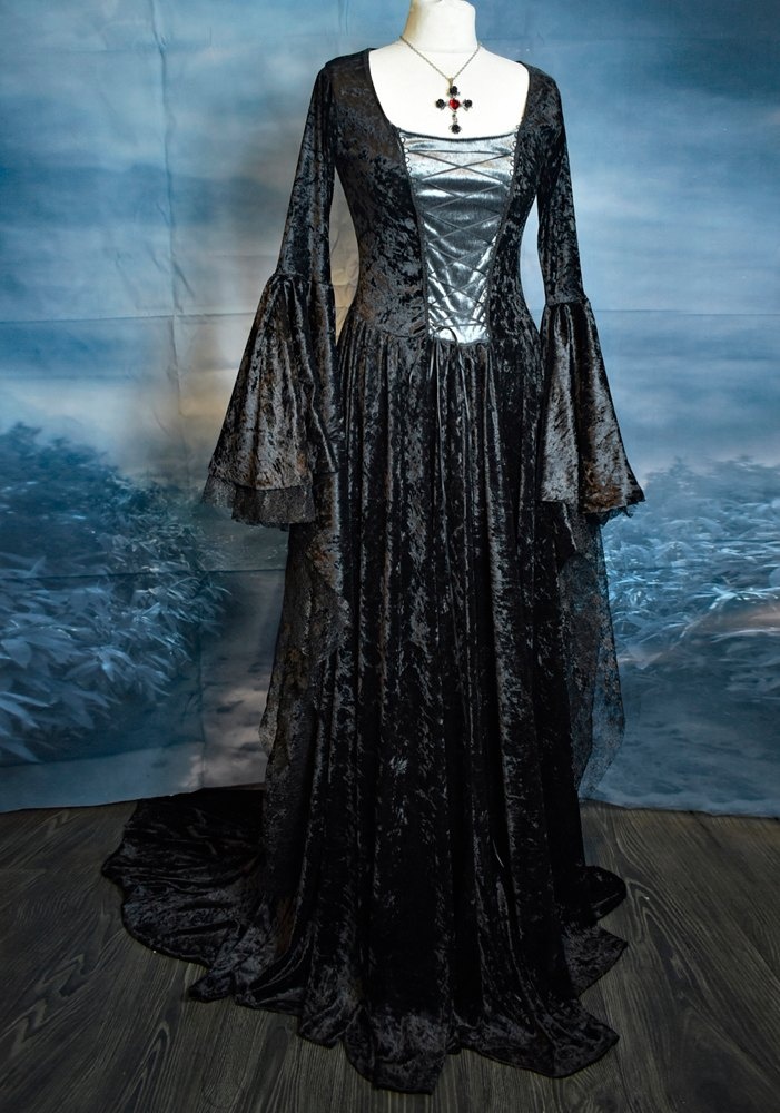 Elbereth Gown - crushed velvet medieval renaissance dress by Moonmaiden Gothic Clothing