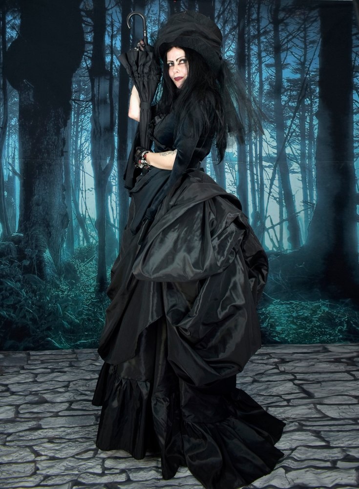 Love Never Dies Skirt - taffeta bustle Mina Harker skirt by Moonmaiden Gothic Clothing
