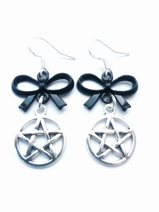 My Beautiful Gothic Pentagram and Bow Earrings