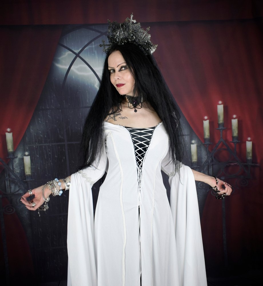 Confessor Gown - Legend of the Seeker Mother Confessor Kahlan Amnell Dress Cosplay Costume by Moonmaiden Gothic Clothing