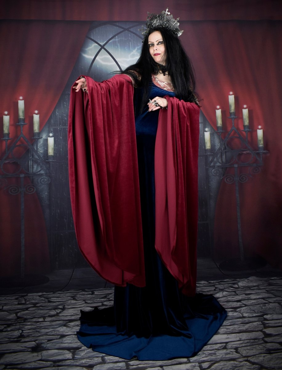 Arwen Undomiel Blood Red Gown - Lord of the RIngs cosplay elven costume by Moonmaiden Gothic Clothing