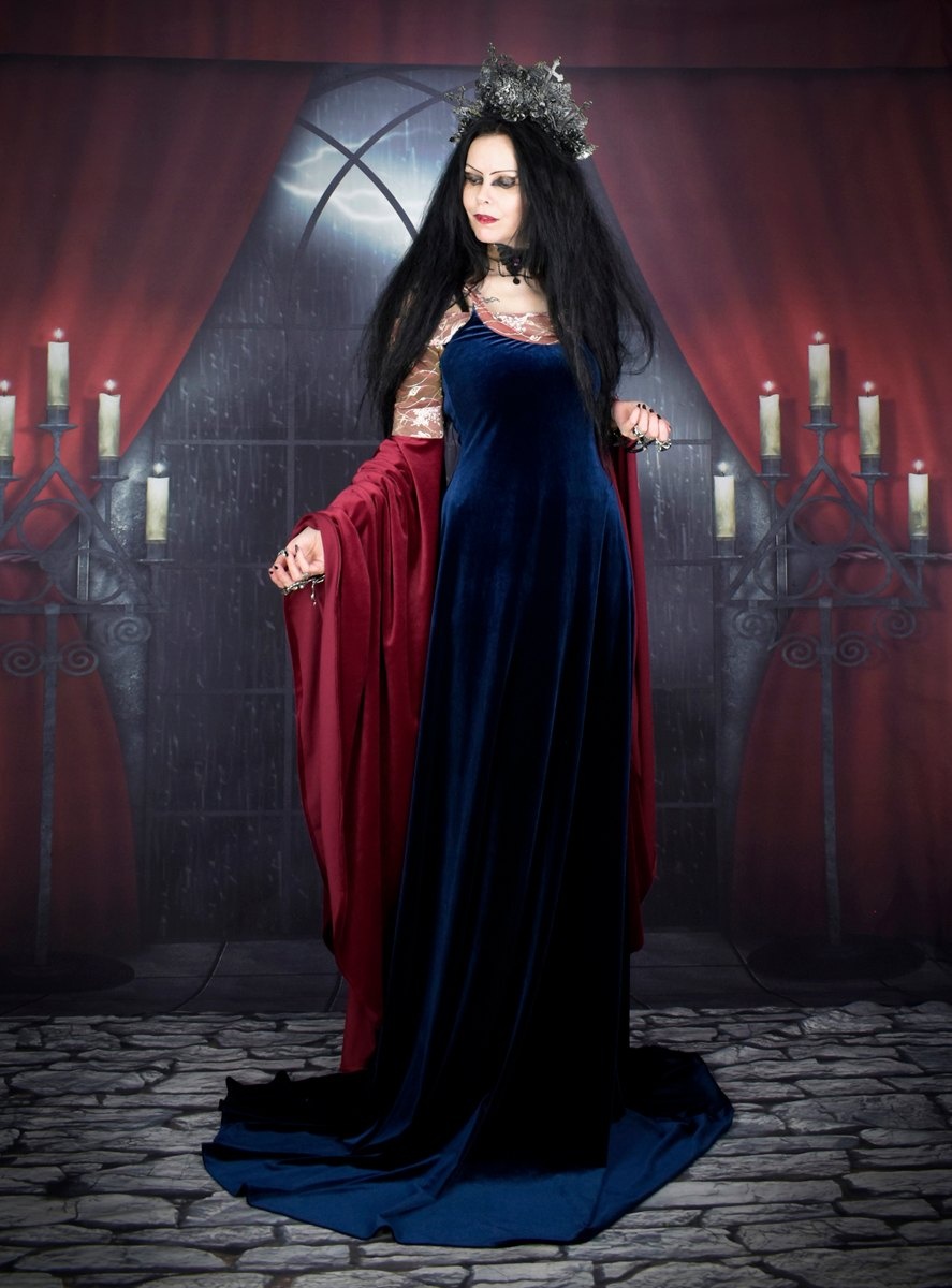 Arwen Undomiel Blood Red Gown - Lord of the RIngs cosplay elven costume by Moonmaiden Gothic Clothing