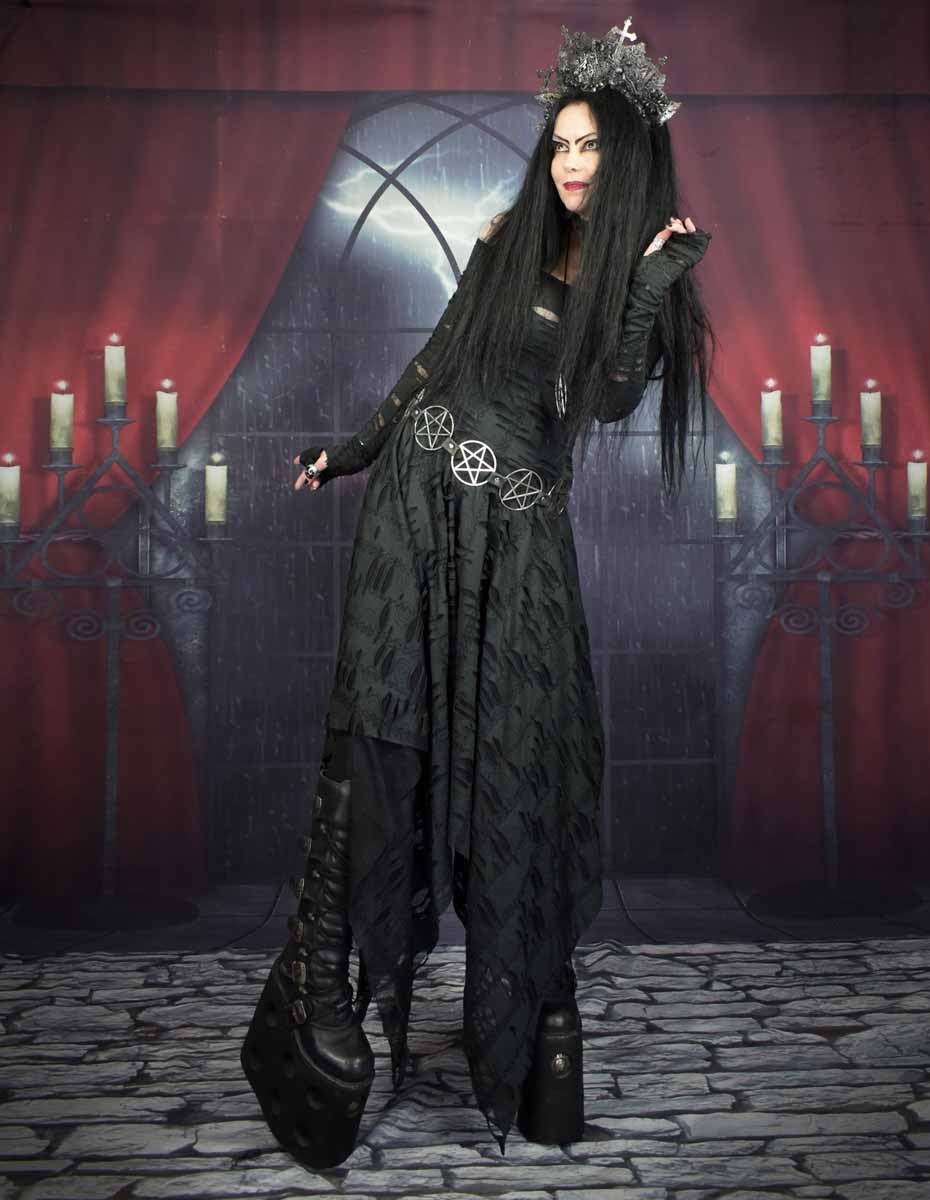 Long black on sale witchy dress