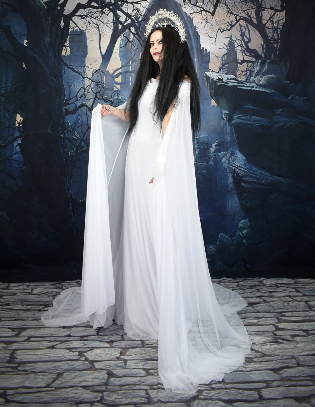 The Galadriel White Council Gown- elven hobbit cosplay dress by Moonmaiden Gothic Clothing