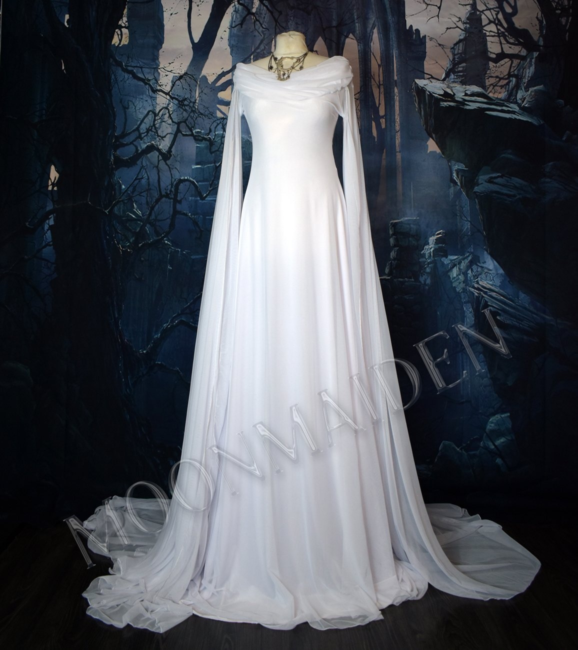 The Galadriel White Council Gown- elven hobbit cosplay dress by Moonmaiden Gothic Clothing