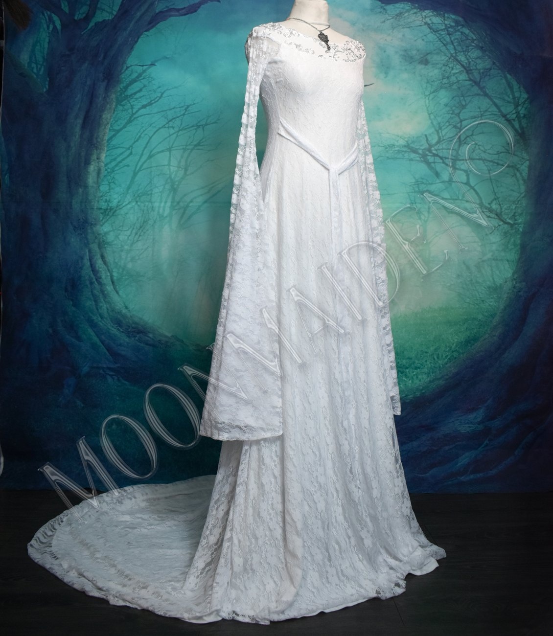 Mirror of Galadriel Gown - Lord of the Rings Elven Cosplay dress by Moonmaiden Gothic Clothing