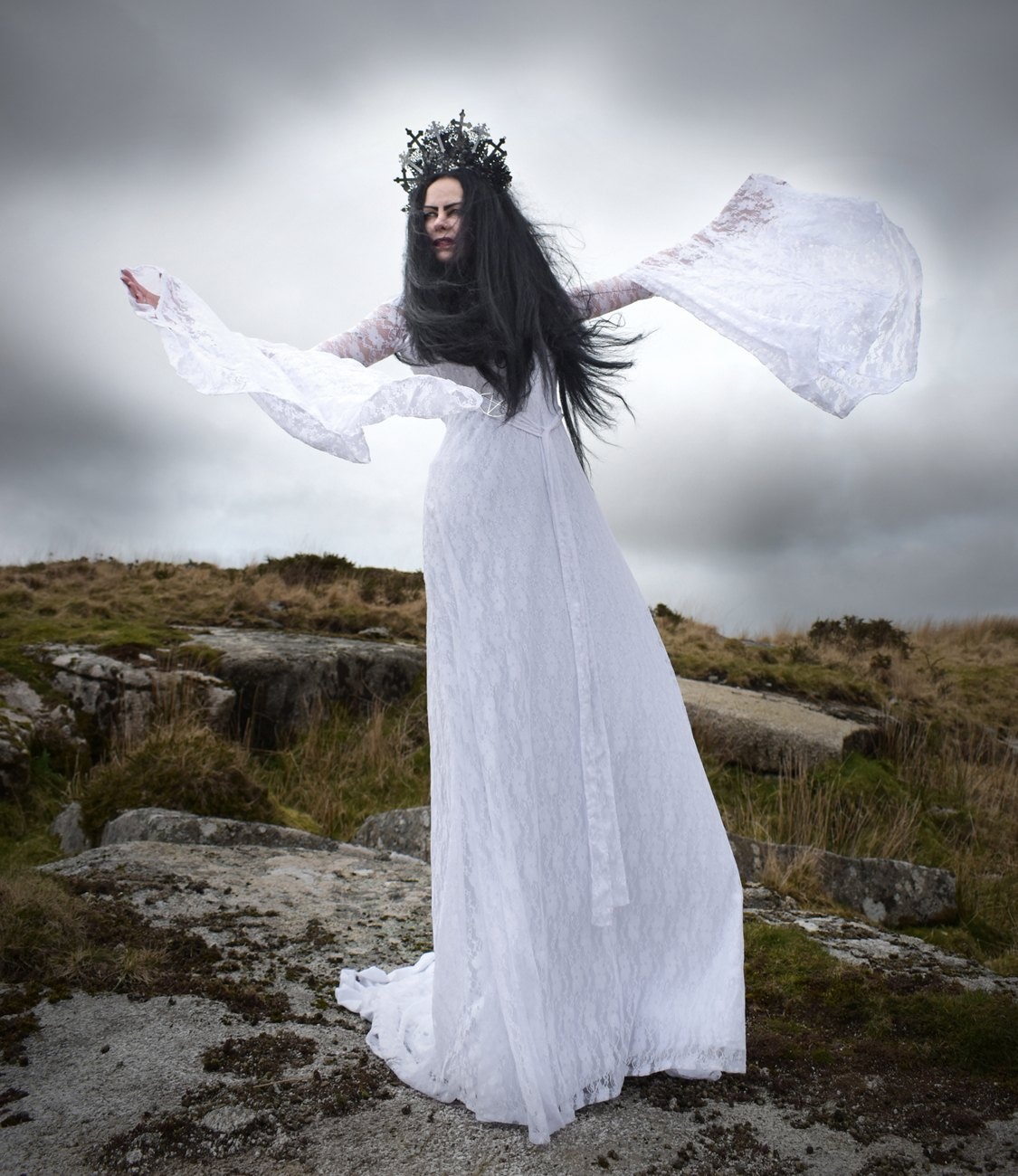 Mirror of Galadriel Gown - Lord of the Rings Elven Cosplay dress by Moonmaiden Gothic Clothing