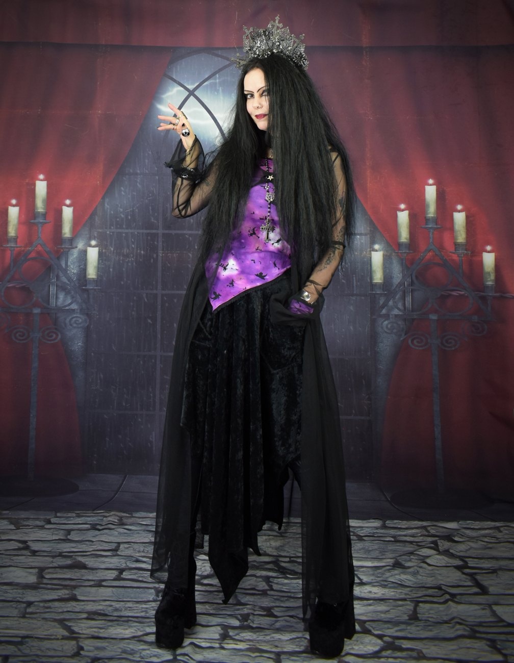 The Hedgewytch Skirt - a wonderfully witchy goth velvet skirt WITH POCKETS!