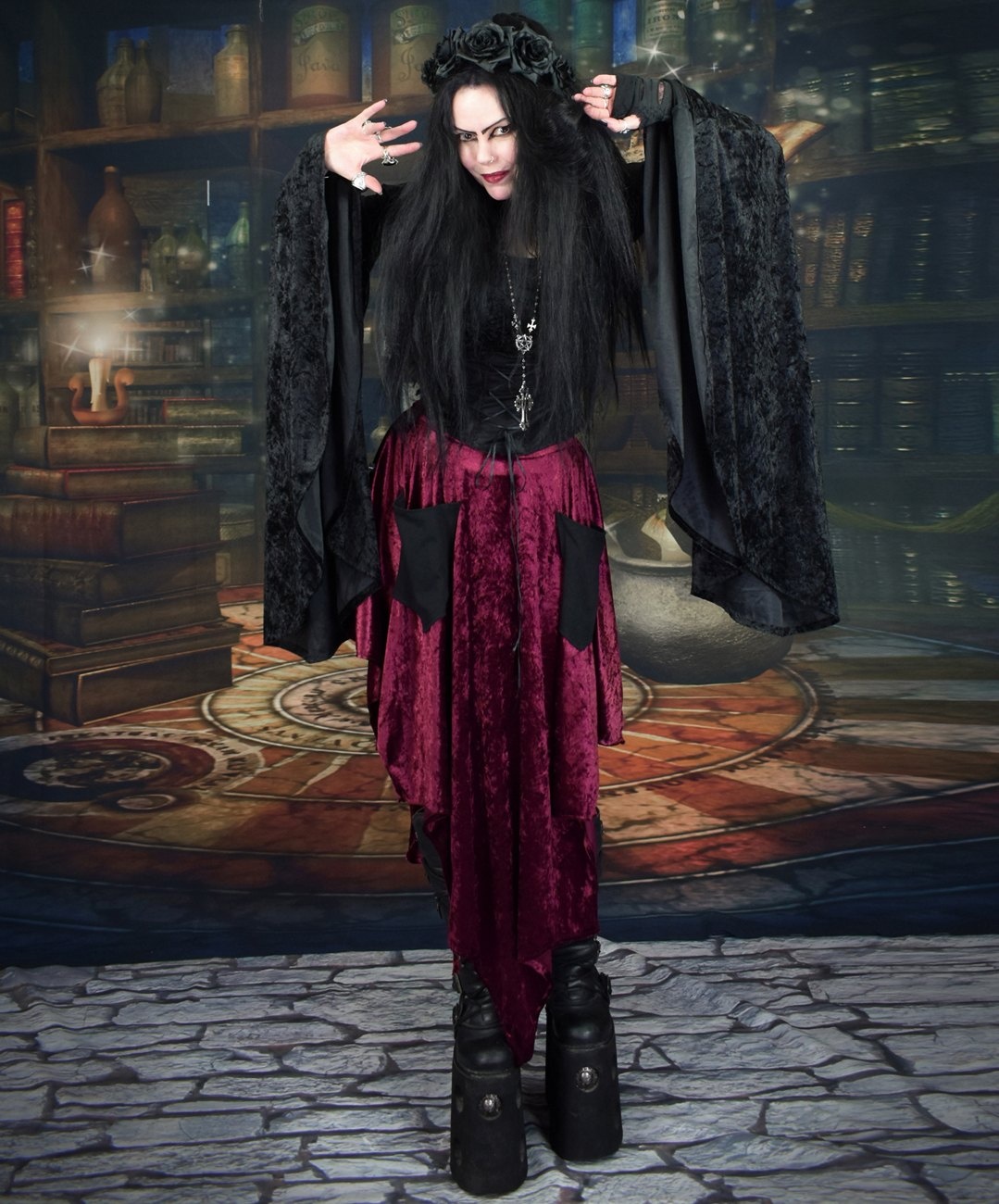 The Hedgewytch Skirt - a wonderfully witchy goth velvet skirt WITH POCKETS!