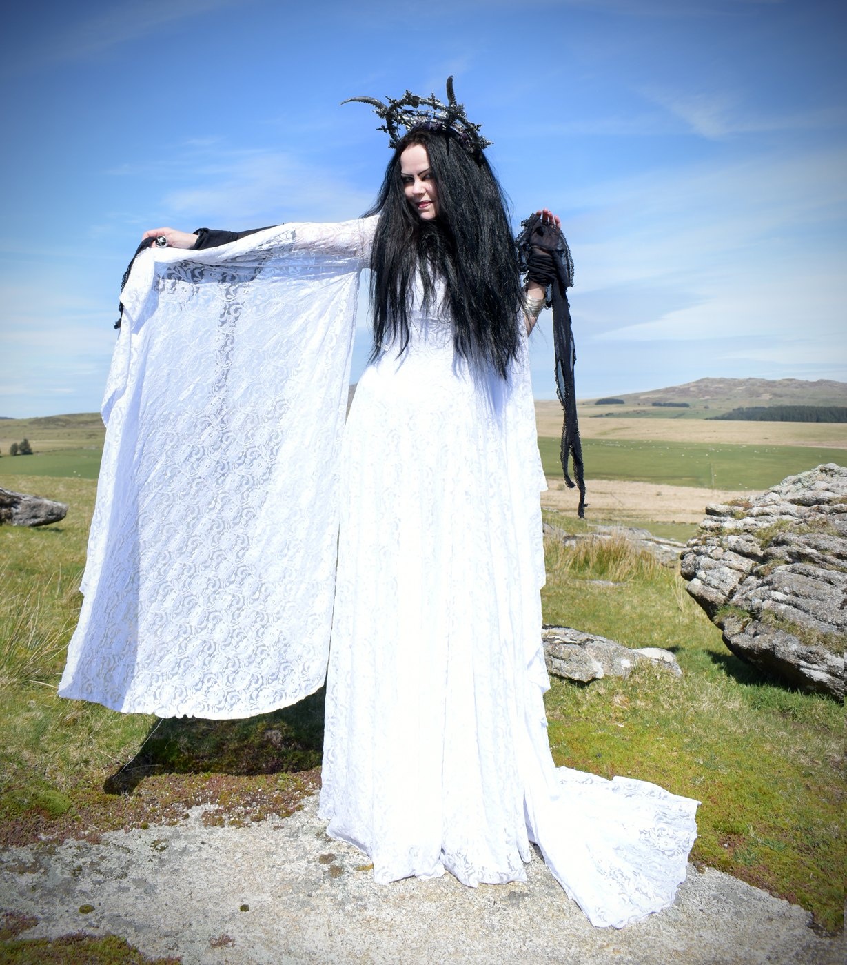 The Fall of Isolde Gown - cotton and lace medieval witchy elven dress by Moonmaiden Gothic Clothing
