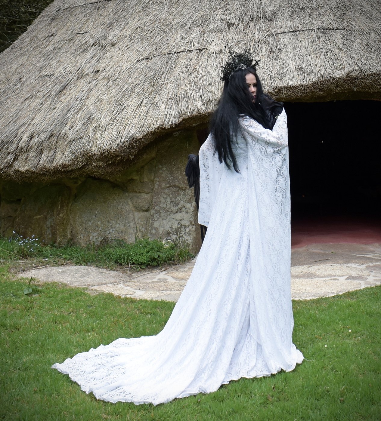 The Fall of Isolde Gown - cotton and lace medieval witchy elven dress by Moonmaiden Gothic Clothing