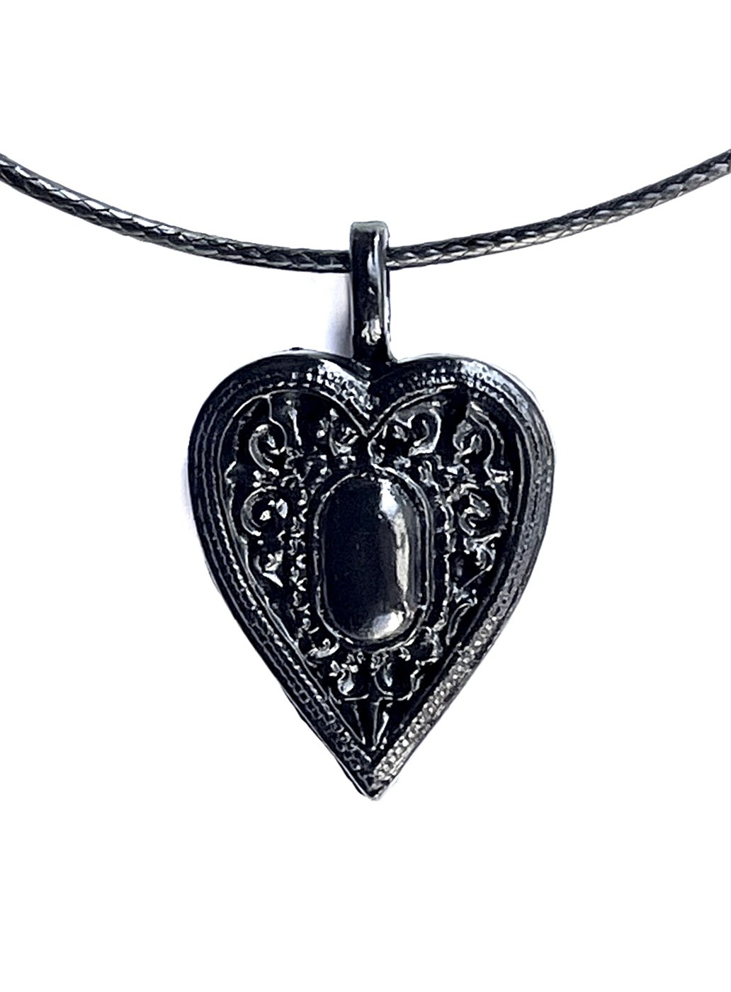 Gothic Heart Necklace by My Beautiful Gothic
