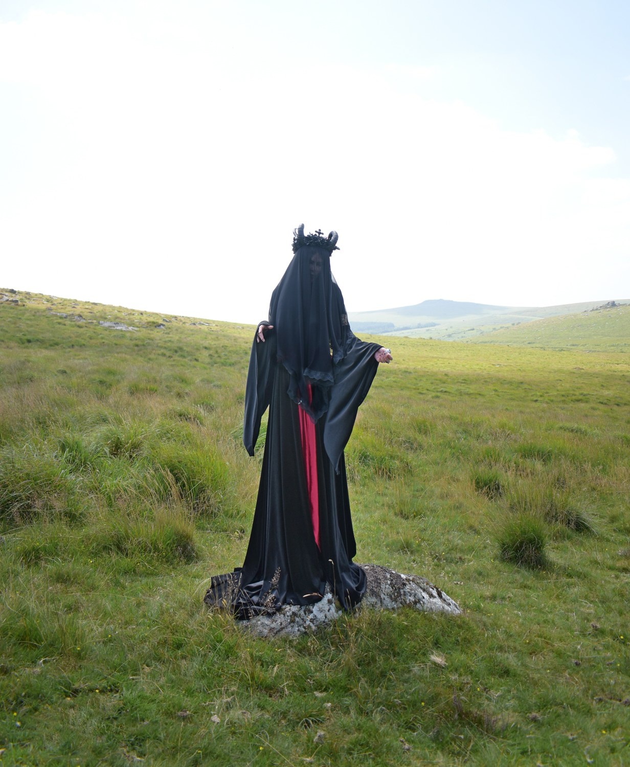 Arwen Mourning Gown - spandex velvet elven Lord of the Rings cosplay dress by Moonmaiden Gothic Clothing