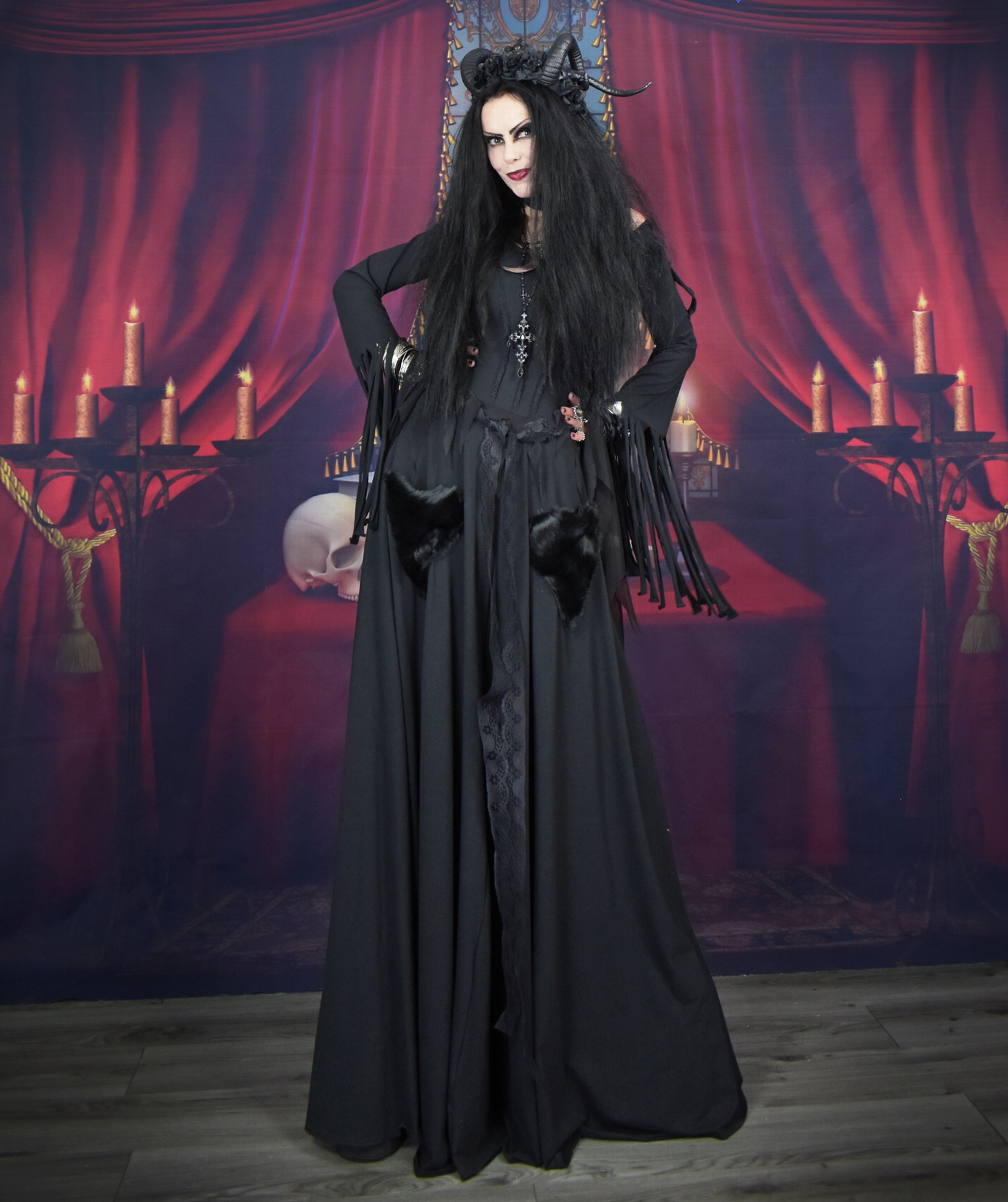 Queen Beruthiel Gown; the first gothic dress designed specifically for cat owners!!! :D