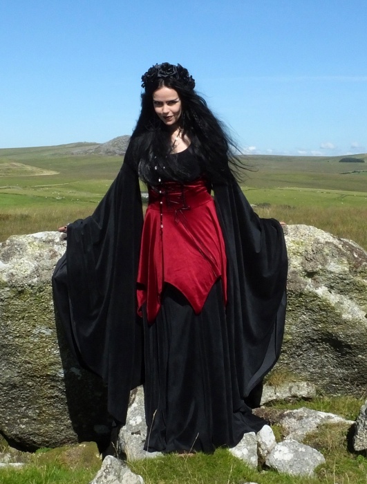 Elanorwen Hooded Underbust Minidress