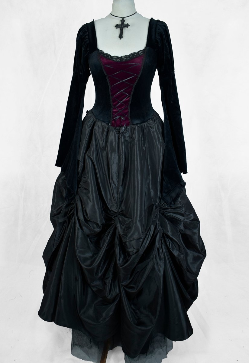 Tinuviel Gown - goth steampunk medieval witchy dress by Moonmaiden Gothic Clothing