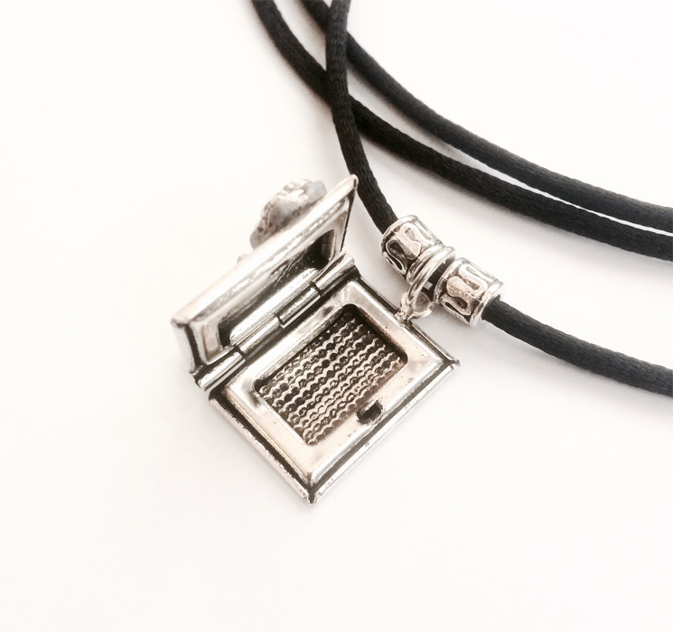 My Beautiful Gothic Once Upon A Time wrap-around Choker