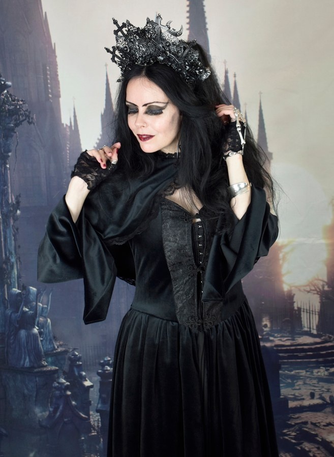 Adella Coat - bloodborne inspired steampunk goth coat by Moonmaiden Gothic Clothing