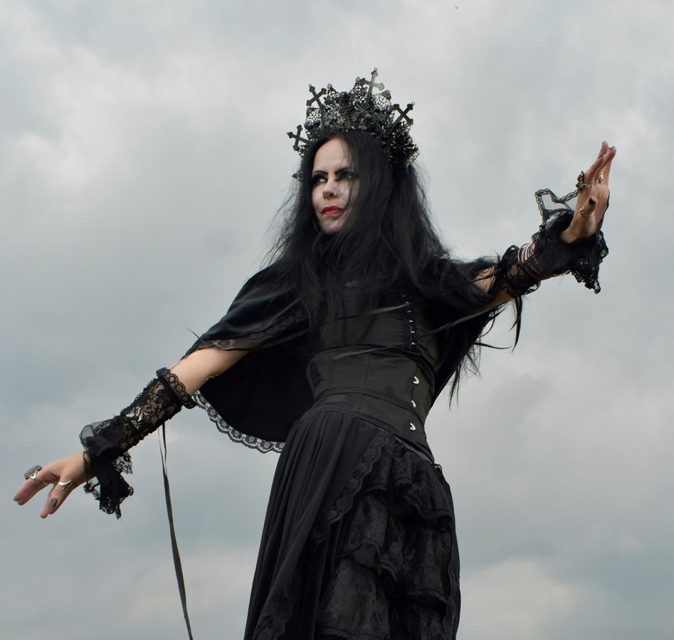 Adella Capelet - steamed velvet and lace trim hooded goth witch steampunk mini-cloak by Moonmaiden Gothic Clothing