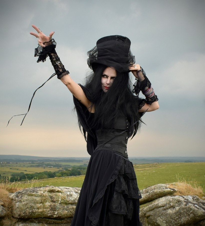 Adella Capelet - steamed velvet and lace trim hooded goth witch steampunk mini-cloak by Moonmaiden Gothic Clothing