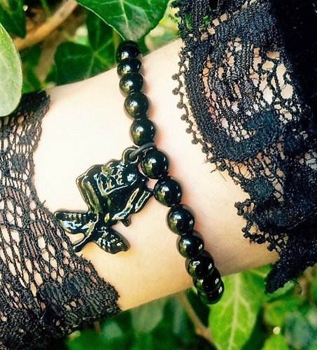 My Beautiful Gothic Black onyx gemstone and hand-painted black metal rose charm bracelet