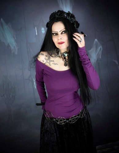 Cotton Minerva Witch Top