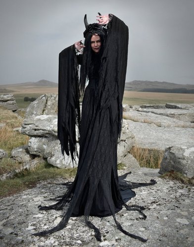 Nirnaeth Lamentation Gown