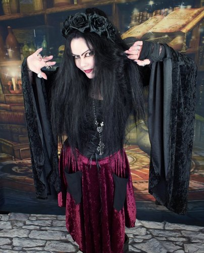 Velvet Arwenwitch Top