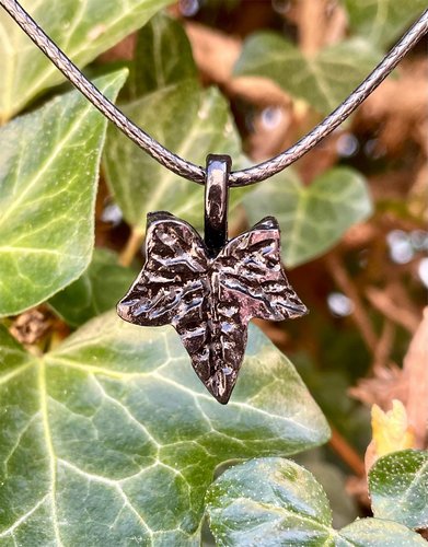 Ivy Leaf Pendant