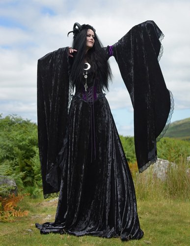 Graveheart Revenant Gown
