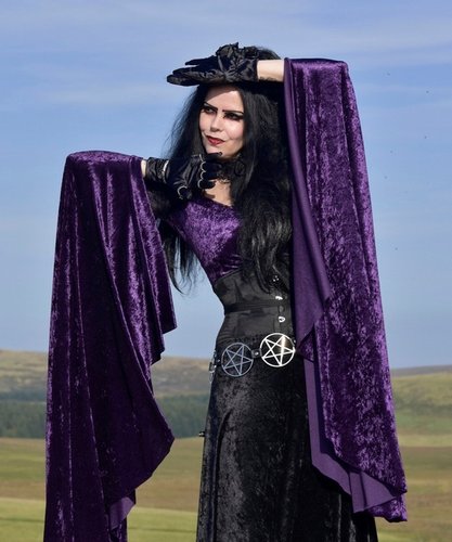 Velvet Vampyra Top