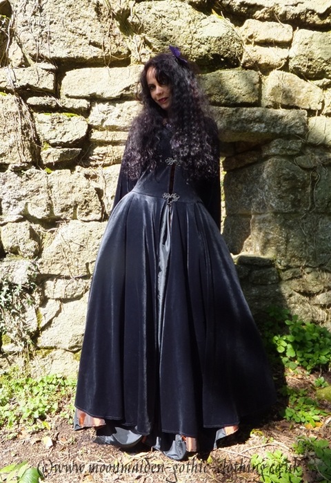 Lunaria Coat