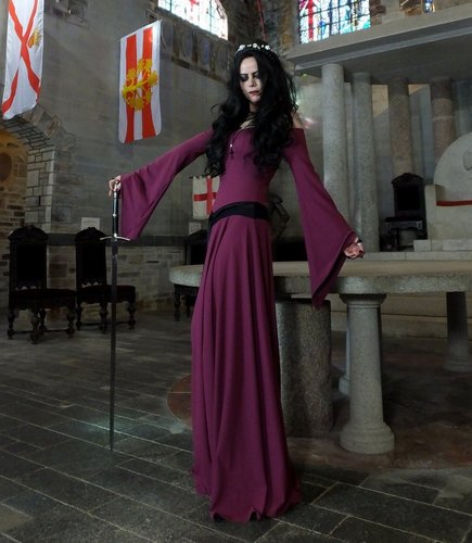 Eledhwen Gown