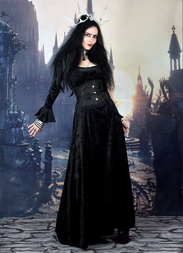 Manawydan Dress