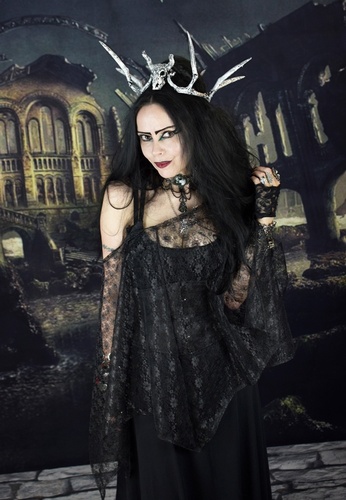 Lace Shroud