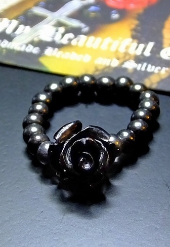 Black Rose & Hematite Stretch Ring
